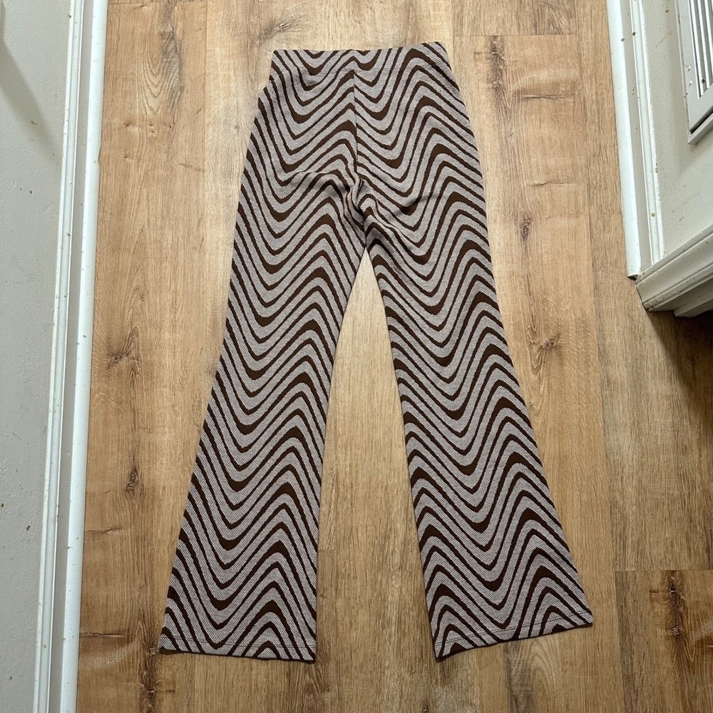 URBAN OUTFITTERS | Brown Beige Wavy Print Retro 70s Flare Wide Leg Pants, Size S - Picture 3 of 7